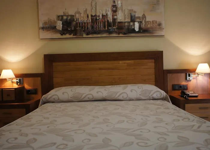 Hotel Puente Romano