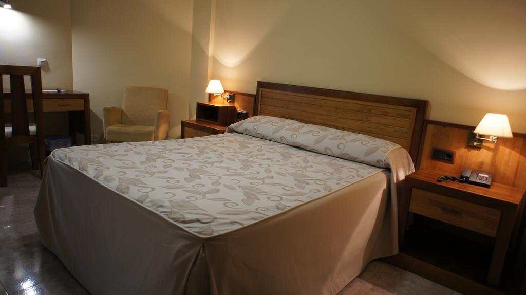 Hotel Puente *